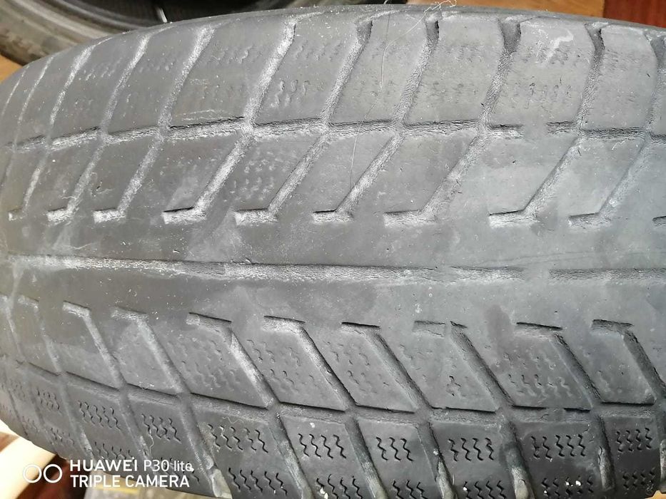 Шина бывшие в употреблении