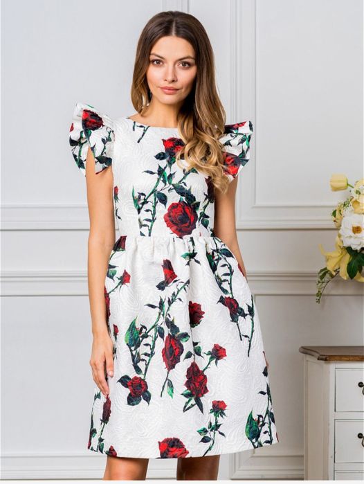 Романтичное платье