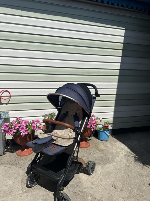 Продам детску коляску