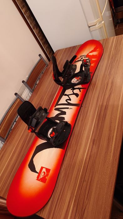 Placa Snowboard Quicksilver 140 cu legaturi S/M