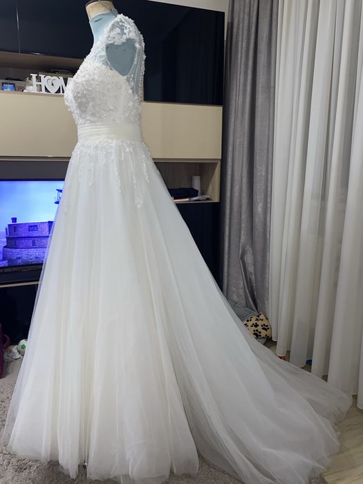 Vand rochie de mireasa