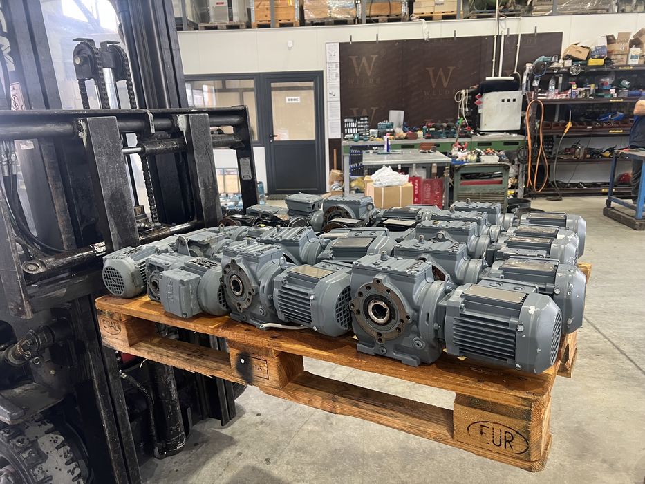 Мотор-редуктори SEW 0.18 0.25 kW