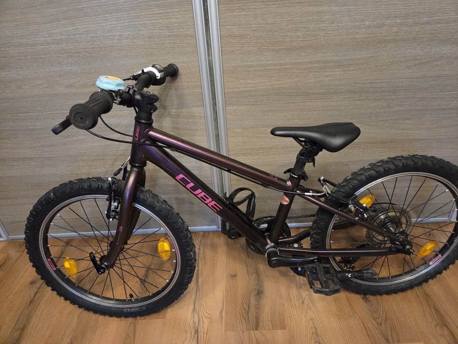 Bicicleta copii fete 20 Cube 5-9 ani