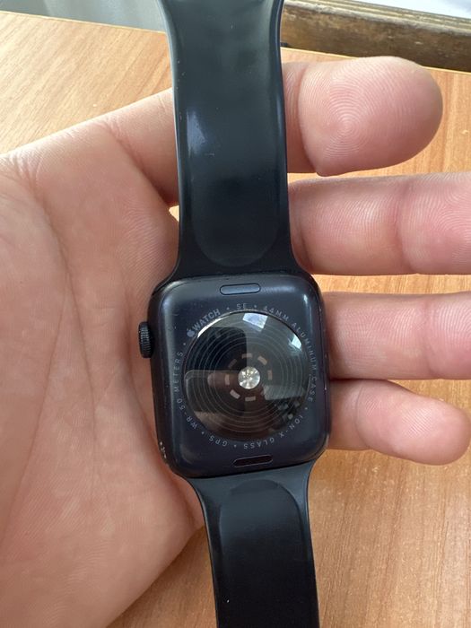apple watch se 11
