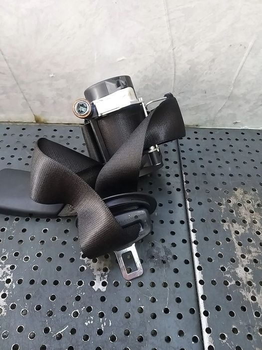 Centura siguranta dreapta fata bmw seria 1 f40 641229400b 0589p10021