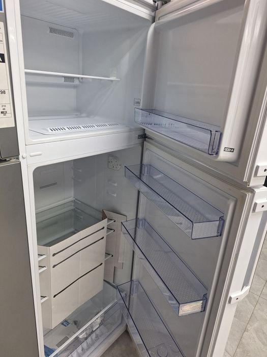 Холодильник beko