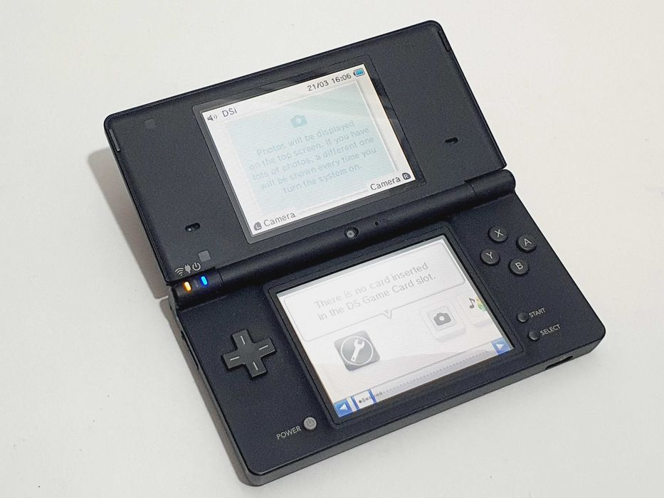 Consola Nintendo DSi Black