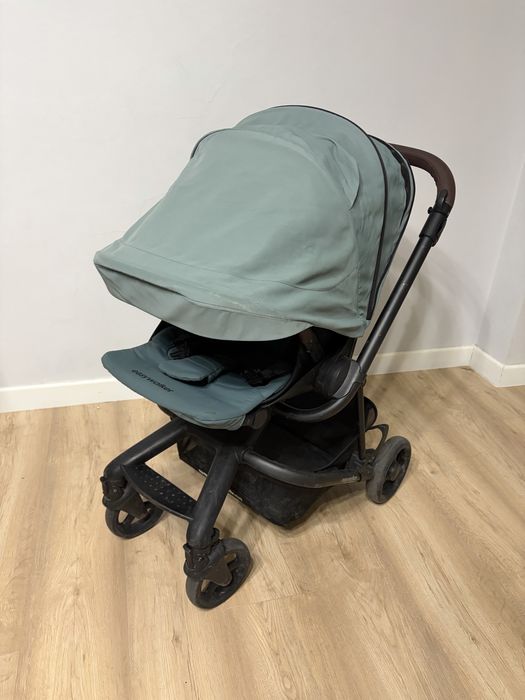 Продаём оригинальную коляску Easywalker Charley в мятном цвете