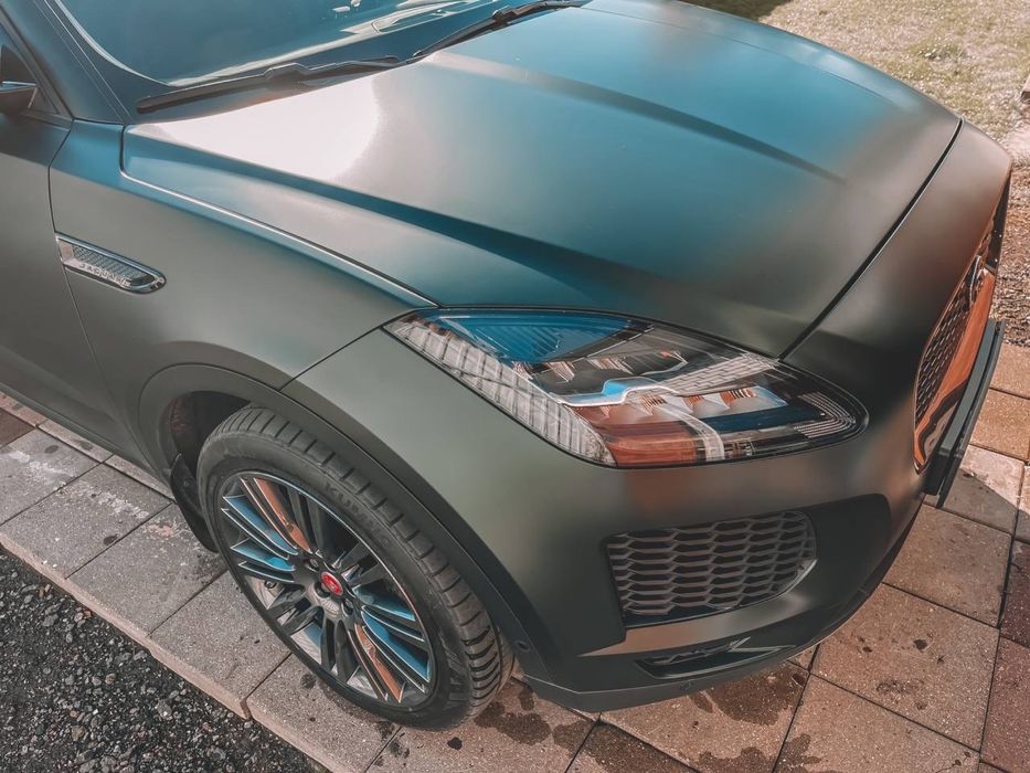 Затъмняване на стъкла, фолиране на цели автомобили