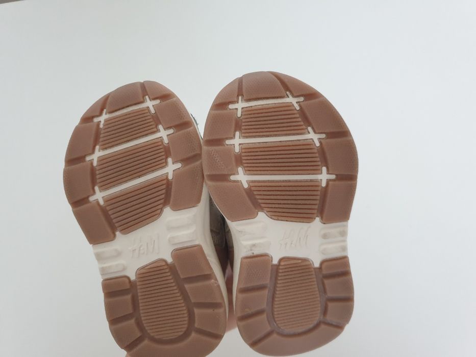 Adidasi H&M marimea 18/19