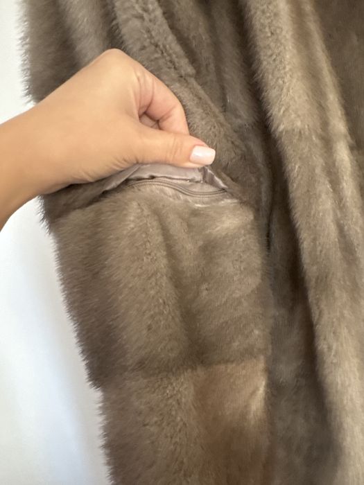 Продам Норковую шубу