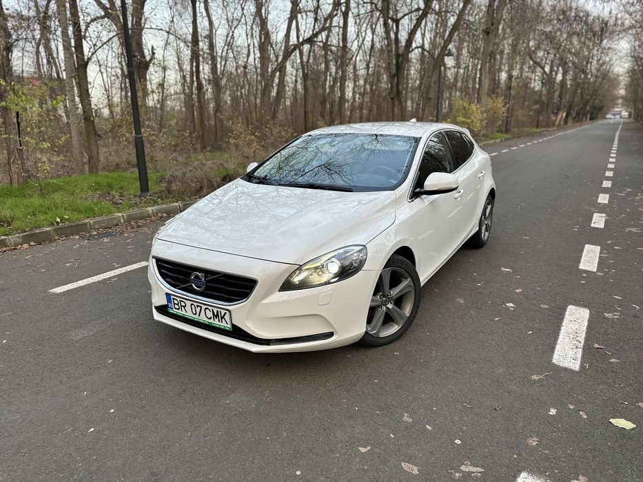 Volvo V40 D2 115CP