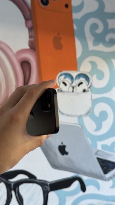 iPhone 15  128GB