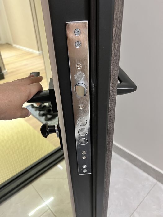 Продам дверной замок