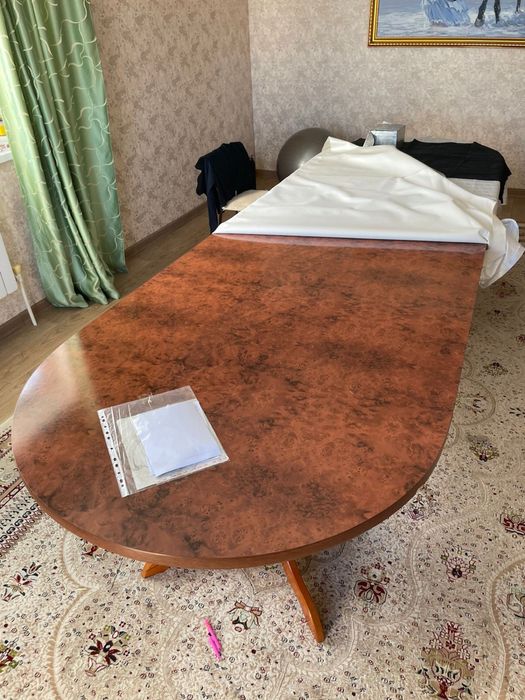 Продам стол из дерева