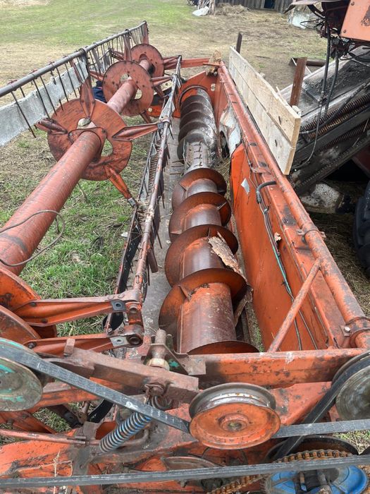 Продам комбайн на ходу