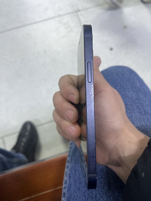 Айфон 12 простой