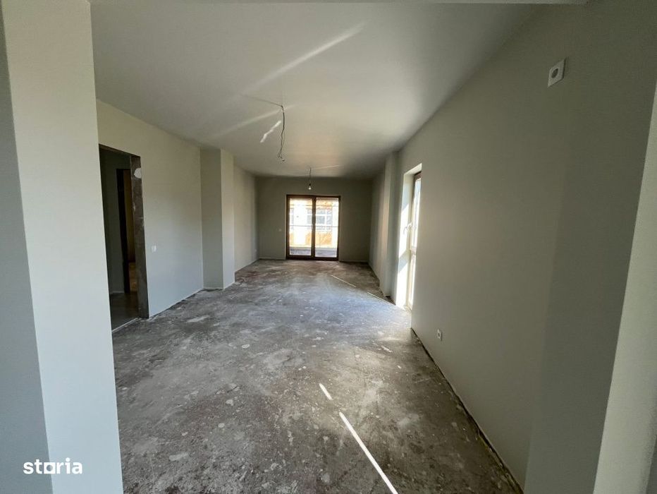 Apartament cu 2 camere, zona Piata Mare, decomandat, etaj 1