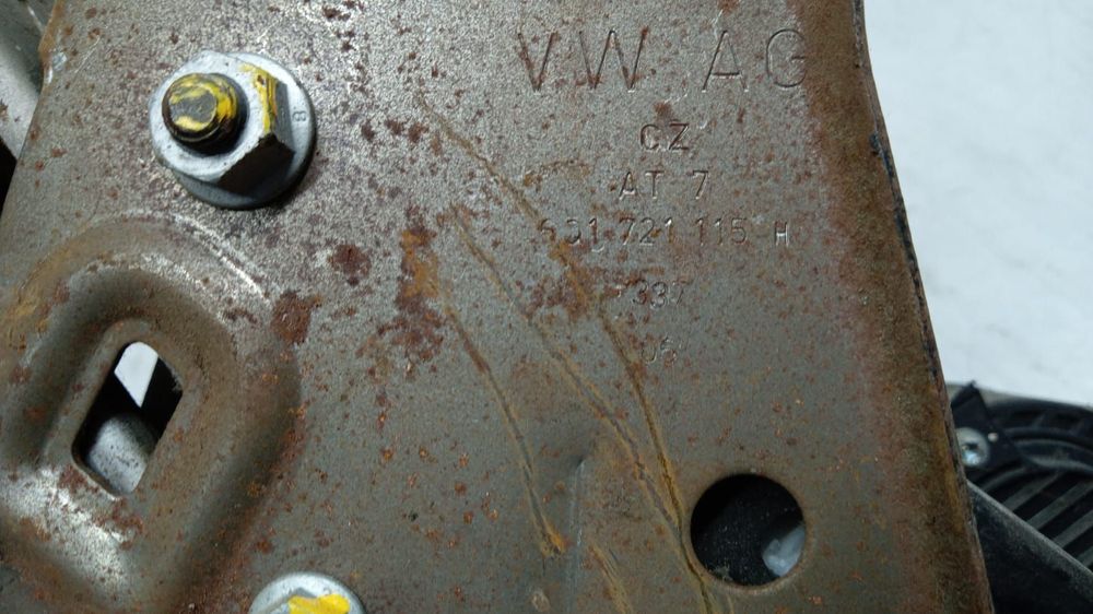 Pod pedalier pedale 6q1721115h Skoda Fabia 1 [facelift] [2004 - 2007]