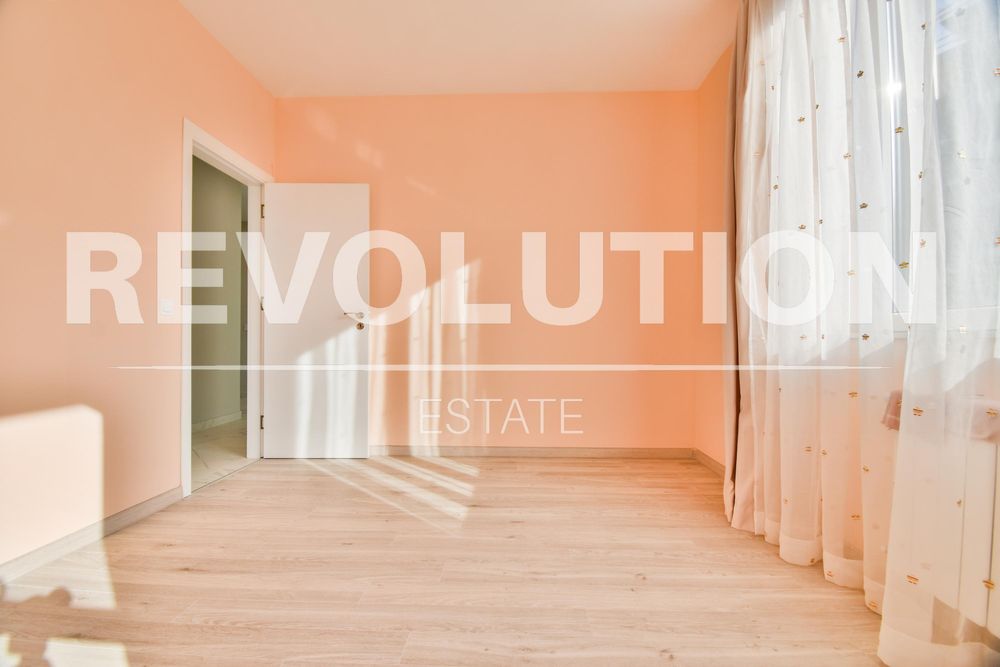 Дава се под наем Четиристаен апартамент в София, Бъкстон - 120 кв.м за 1300 € - Снимка #7