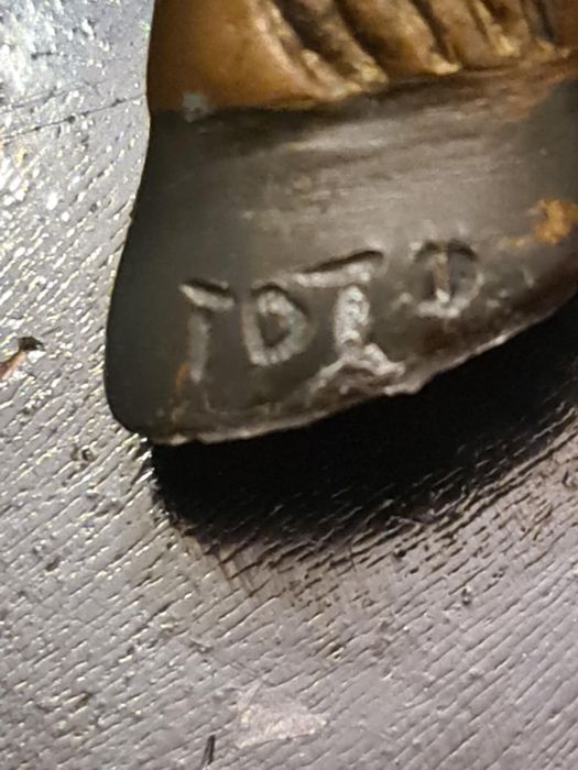 Авторски големи бронзови коне