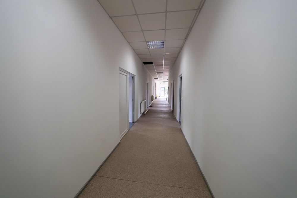 Hală Depozit + Birouri Otopeni Centura Nord | 1093 mp | Acces TIR Renovat.