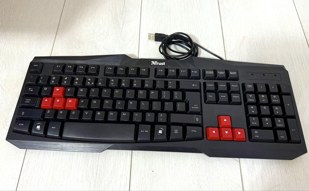 TRUST GAMING BUNDLE keyboard, headset, mouse & mouse pad