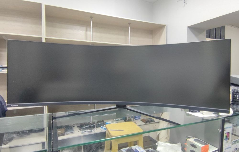 7M4P49C240-49 CURVED R1000 DQHD 240hz W/HAS+RGB light,Typ.400nits