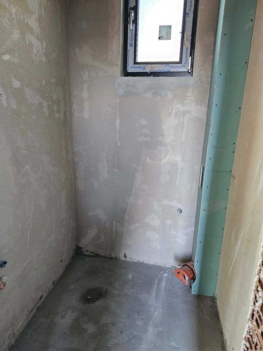 Нова Къща на два етажа в м-ст Траката - гр. Варна