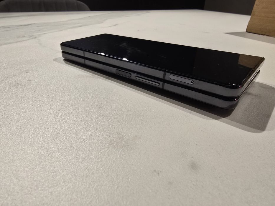 Samsung Galaxy Z Fold 4