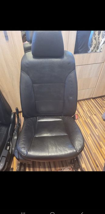 Vând scaune și bancheta bmw e61