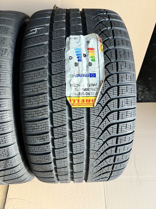 Jante NOI Mercedes Amg Gt 43 53 63 S , 21 inch’ , A2904011200 + anvelope iarna 315/30/21 & 275/35/21 , Pirelli !