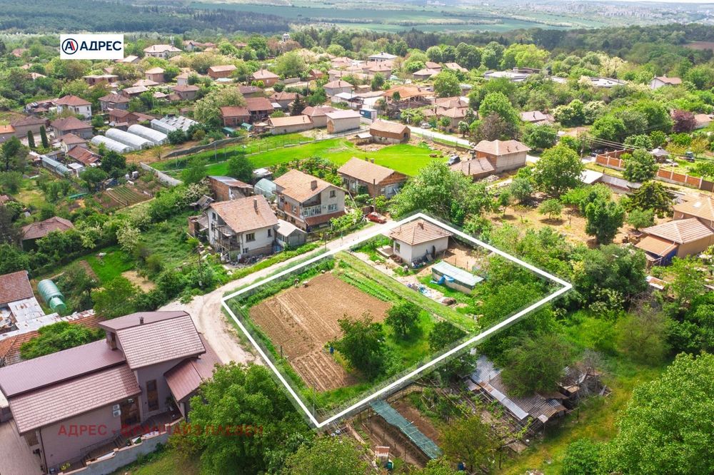 Парцел в Плевен, област-с.Гривица площ 1442 цена 69000
