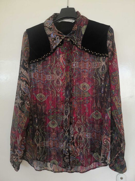 Красива риза от лимитирана колекция на Зара