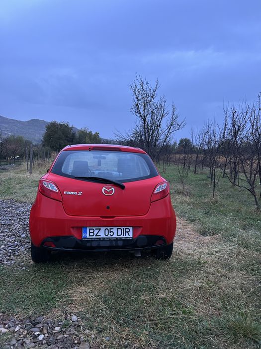 Vând Mazda 2 2008