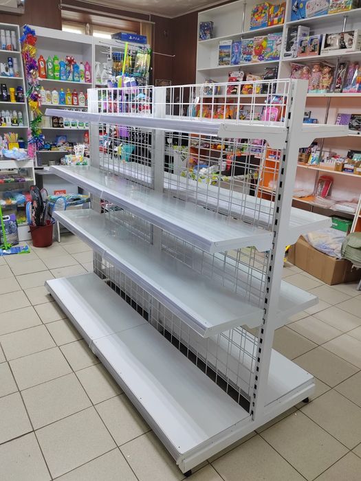 Продам витрину металлическую