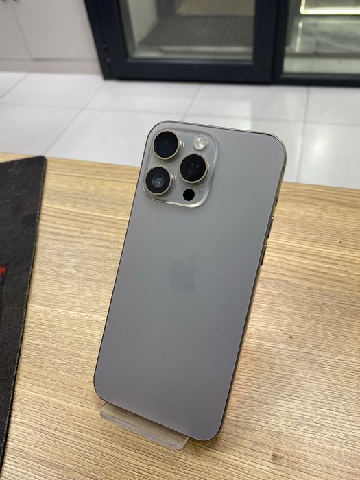Iphone 15 pro max 256gb 87% (p25)