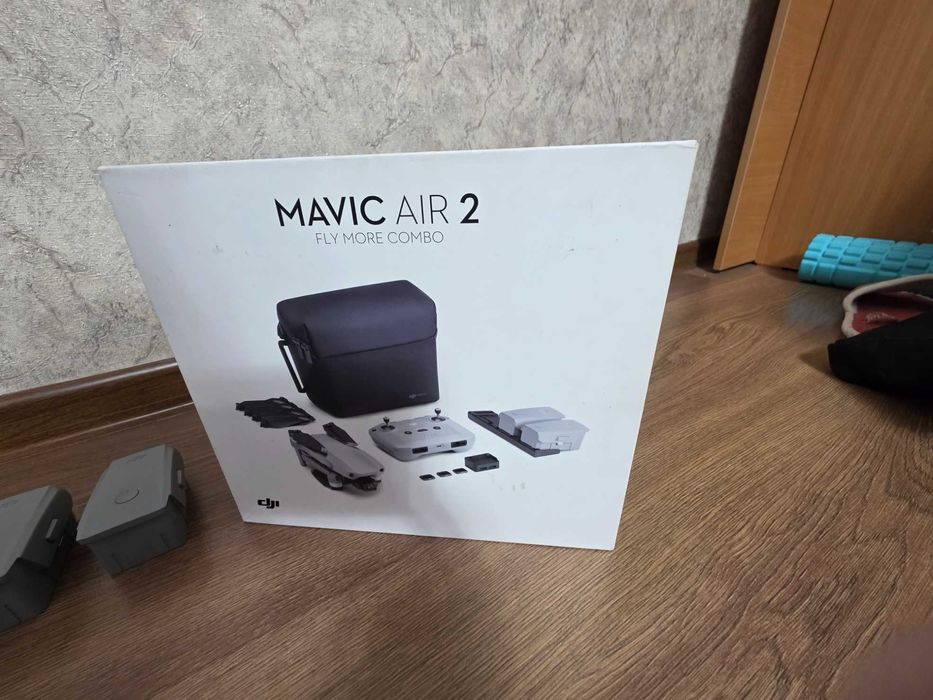 Дрон DJI Mavic Air 2 Fly More Combo
