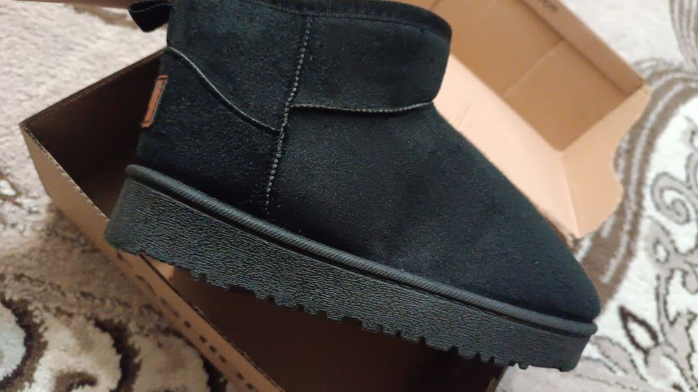 Детские теплые ботинки,угги