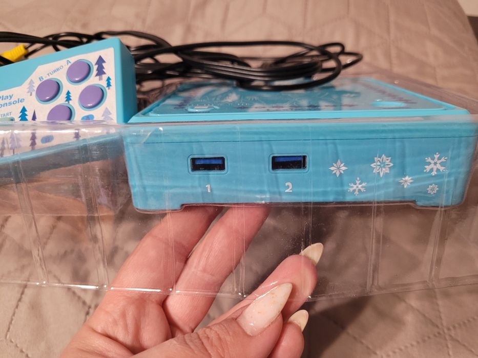 Конзола, 290 игри- Елза и Ана