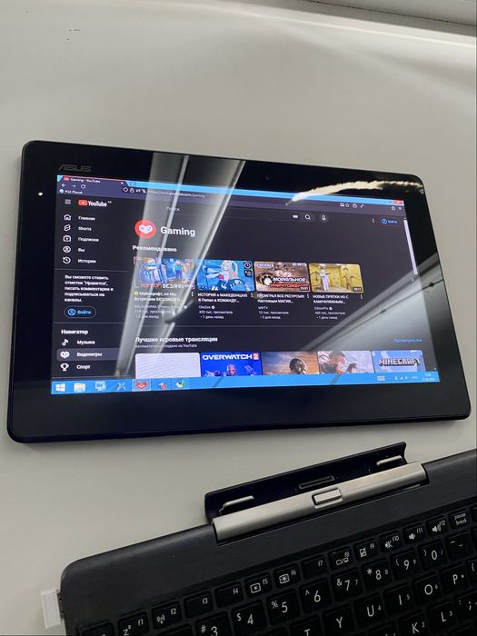 Ноутбук-трансформер ASUS