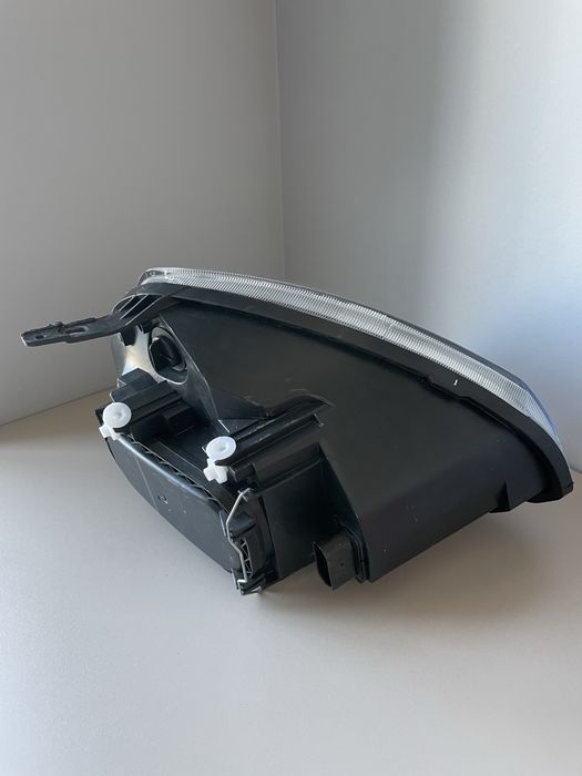 Левая фара на приора 2