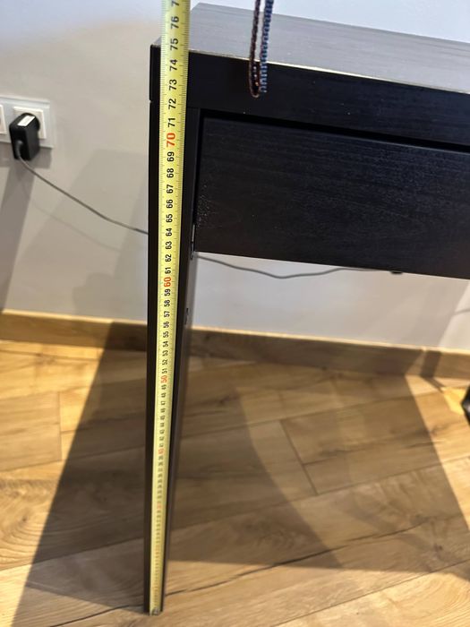 Бюро IKEA Micke.