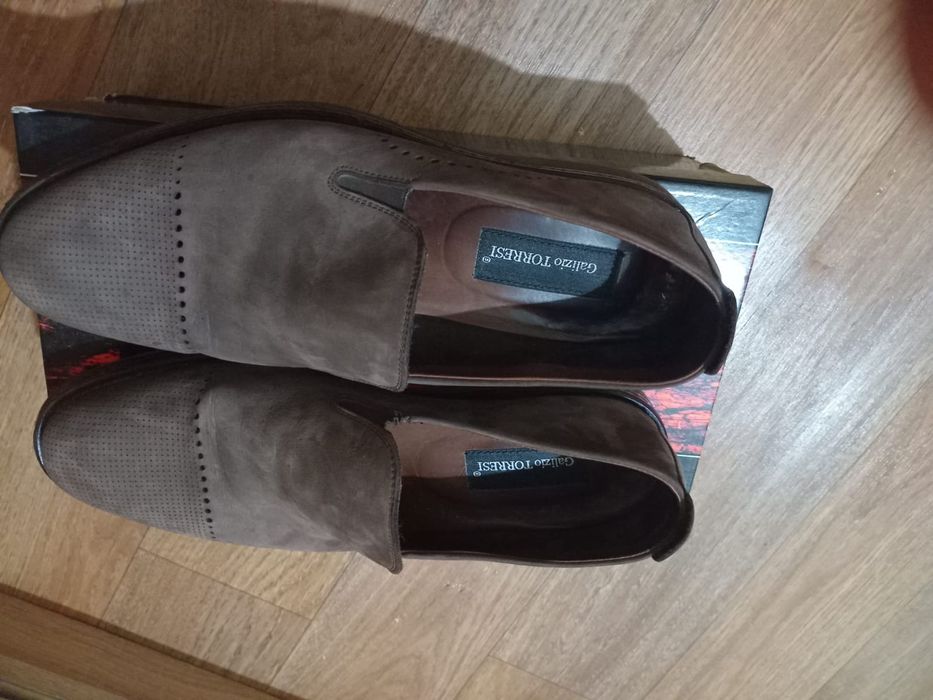 Продам мужскую обувь