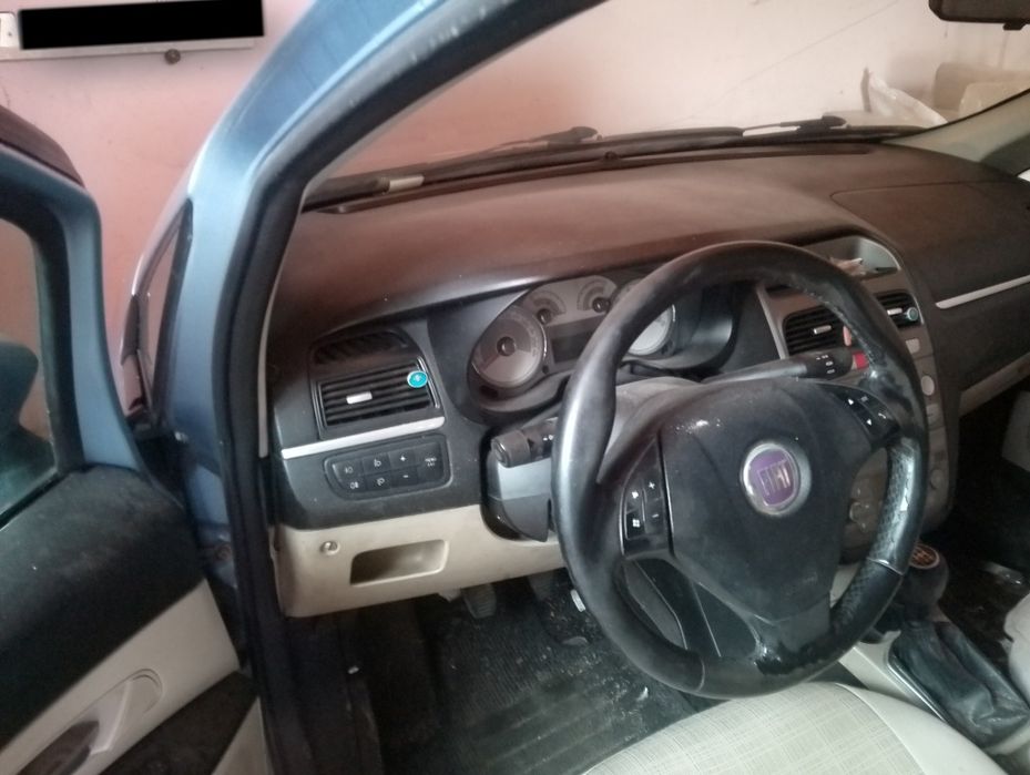 Se dă Fiat Linea323