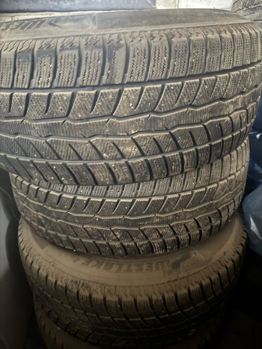 Продам комплект диск с резиной