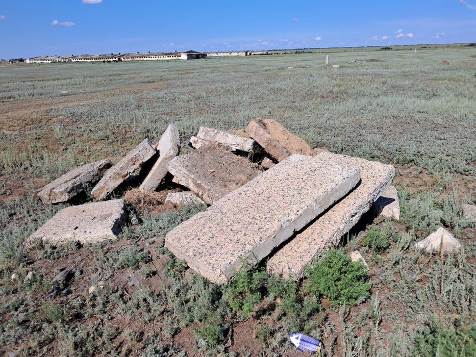 Подам дорожные плиты