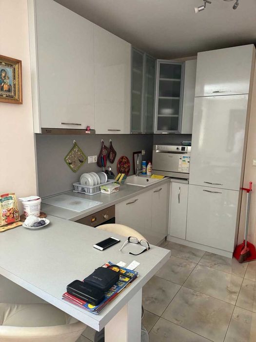 Дава се под наем Двустаен апартамент в Варна, Базар Левски - 65 кв.м за 510 € - Снимка #2