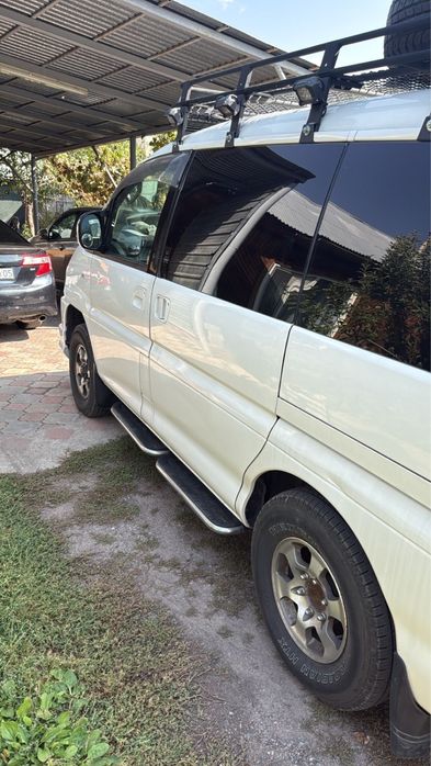 Делика 2005 белая