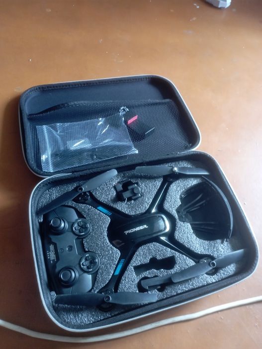 Квадрокоптер с камерой